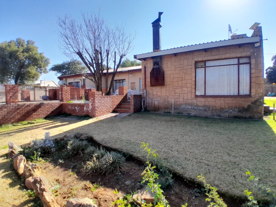 4 Bedroom Property for Sale in Kuruman Northern Cape